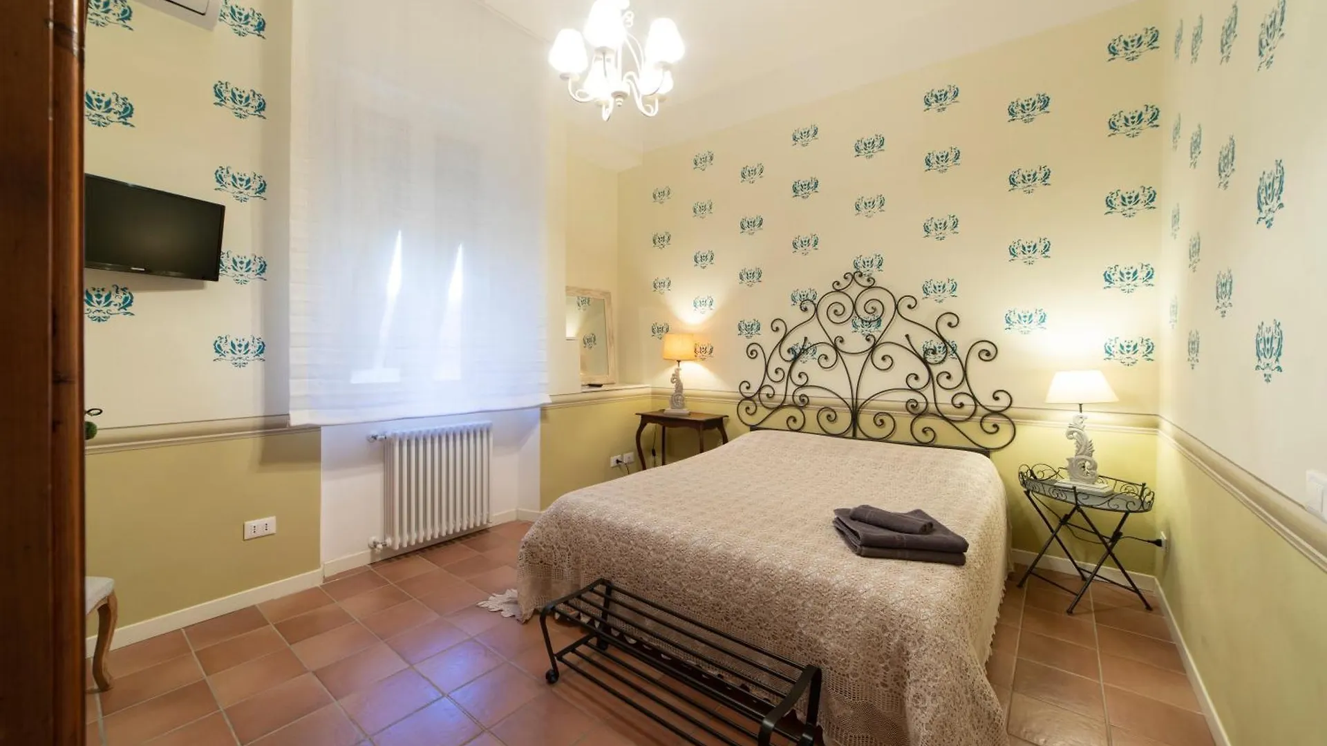 ליבורנו Dogana D'Acqua Rooms & Art 0*,  איטליה