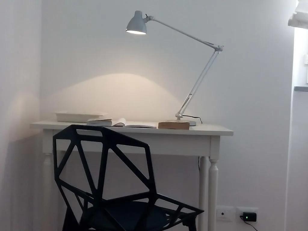 Dogana D'Acqua Rooms & Art Livorno 0*,